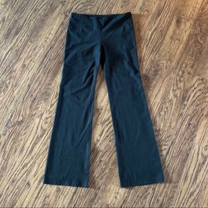 Women’s Under Armour Workout Pants, Size Medium